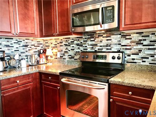 u906-301 Virginia St, Richmond, VA, 23219-4145 | Card Image