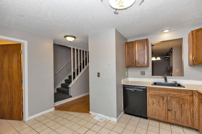 9 Swift Ln, Condo with 2 bedrooms, 2 bathrooms and null parking in Merrimack NH | Image 7