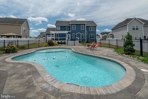 1006 Maiden Grass Dr, LA PLATA, MD, 20646-3293 | Card Image