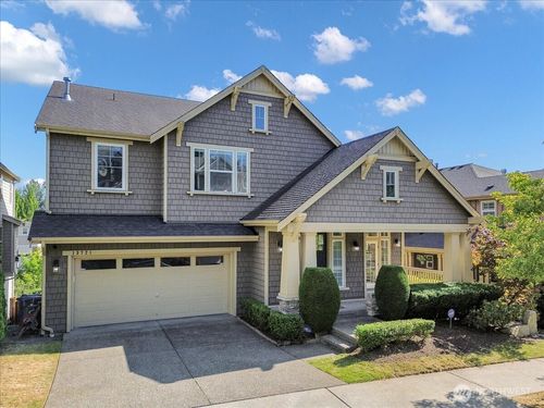13721 Se 90th Pl, Newcastle, WA, 98059-3281 | Card Image