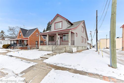 7645 Fisher Ave, Warren, MI, 48091-4803 | Card Image