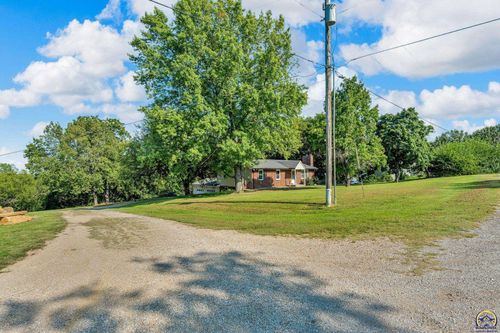 768 High View Rd, Meriden, KS, 66512-9386 | Card Image
