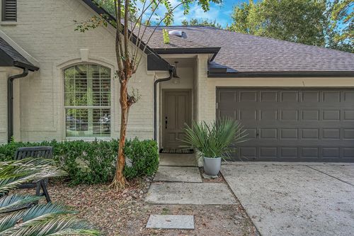6 Prairie Oak Dr, Conroe, TX, 77385-3753 | Card Image