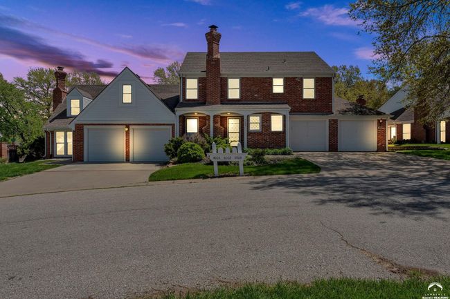 4004 Vintage Ct, Condo with 3 bedrooms, 2 bathrooms and null parking in Lawrence KS | Image 34