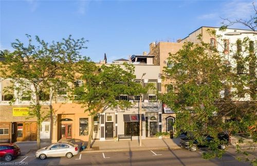 upper-182 Front St N, Sarnia, ON, N7T5S3 | Card Image