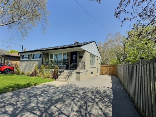 1289 Wecker Dr, Oshawa, ON, L1J3P6 | Card Image
