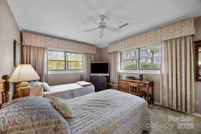 Guest bedroom | Image 17
