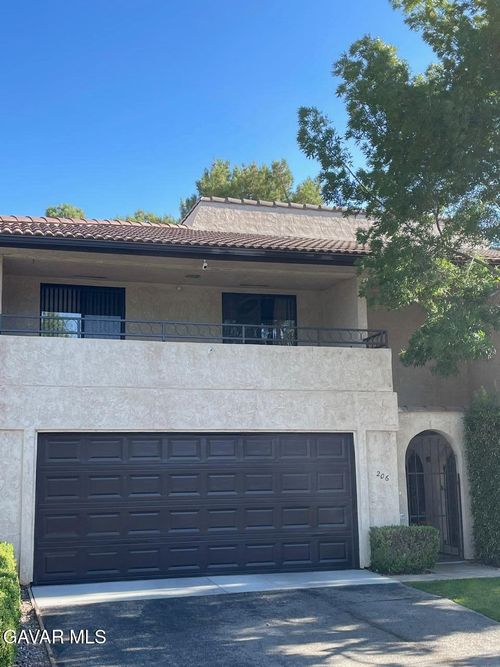 206 Hawk Ln, Palmdale, CA, 93551-3619 | Card Image