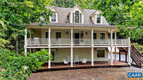 118 Stoney Crk W, NELLYSFORD, VA, 22958-8122 | Card Image