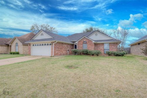5800 Pampus Ln, Bossier City, LA, 71112-4982 | Card Image
