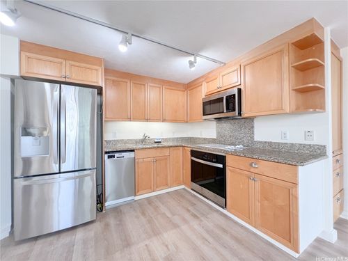 2005-343 Hobron Ln, Honolulu, HI, 96815-1089 | Card Image