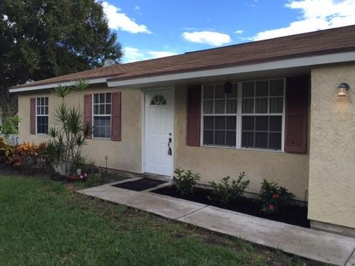 2231 Se Braddock St, Port St. Lucie, FL, 34952-7319 | Card Image