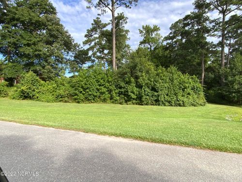 2-113 Breezewood Dr, Goldsboro, NC, 27534-8901 | Card Image