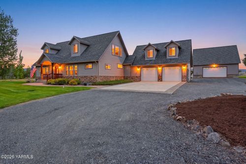 314 Schlagel Rd, Yakima, WA, 98901 | Card Image