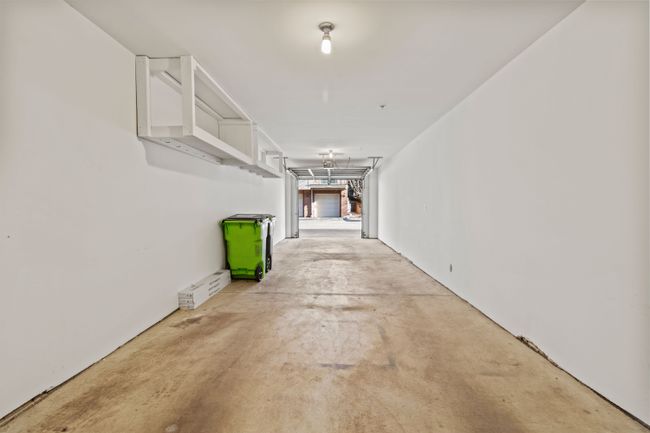 Tandem Garage | Image 12