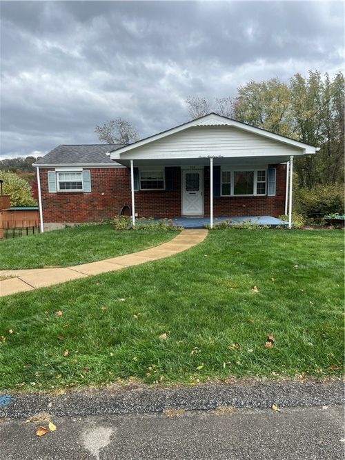 709 Providence Dr, Pittsburgh, PA, 15239-2241 | Card Image