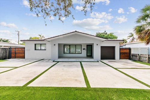 308 S 26th Ave, Hollywood, FL, 33020-4802 | Card Image
