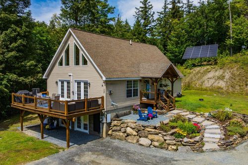 261 Beaver Meadow Rd, West Fairlee, VT, 05083-8858 | Card Image