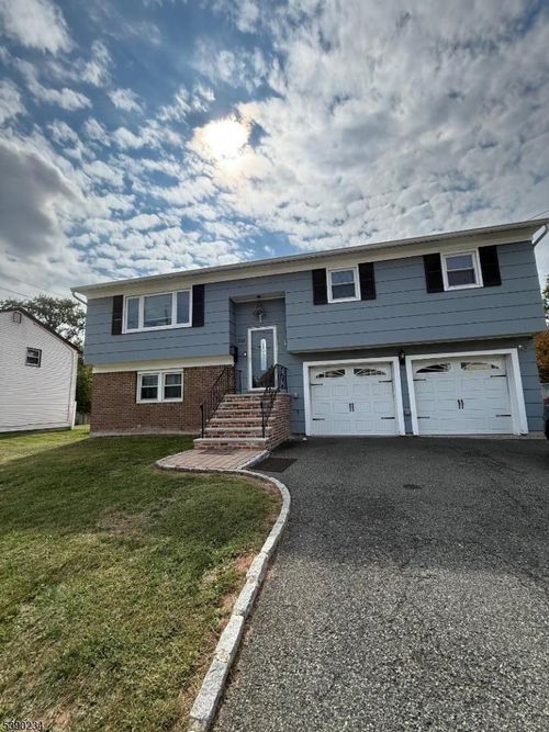 308 Oak Pl, Piscataway, NJ, 08854-1728 | Card Image