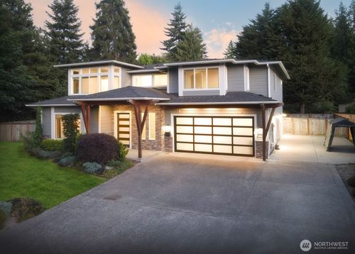 1054 Walnut St, Edmonds, WA, 98020-3336 | Card Image