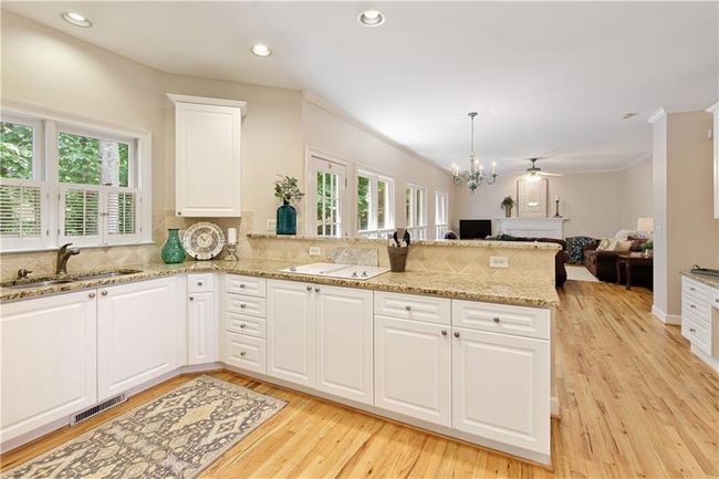 755 Creek Wind Ct, House other with 6 bedrooms, 4 bathrooms and null parking in Johns Creek GA | Image 14