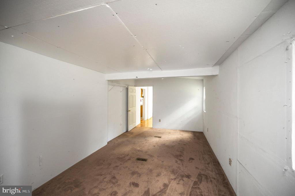 Residential in PARTLOW 5