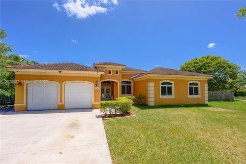 20562 Sw 324 Street, Homestead, FL, 33030 | Card Image