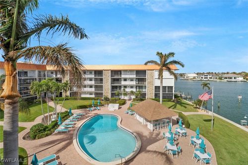 apt-413-2900 Gulf Shore Blvd N, NAPLES, FL, 34103-3931 | Card Image