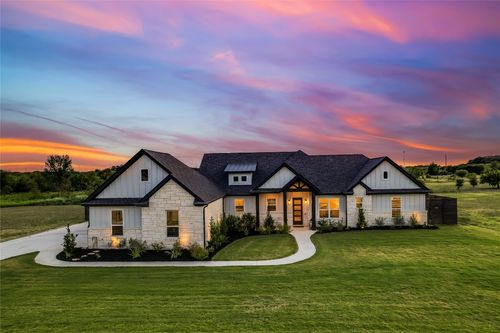 116 Huerta Rd, Florence, TX, 76527-4846 | Card Image