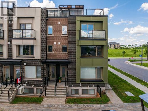 217-583 Takamose Pvt, Ottawa, ON, K1K4Z4 | Card Image
