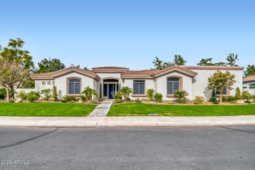8306 E Sunnyside Dr, Scottsdale, AZ, 85260-5663 | Card Image