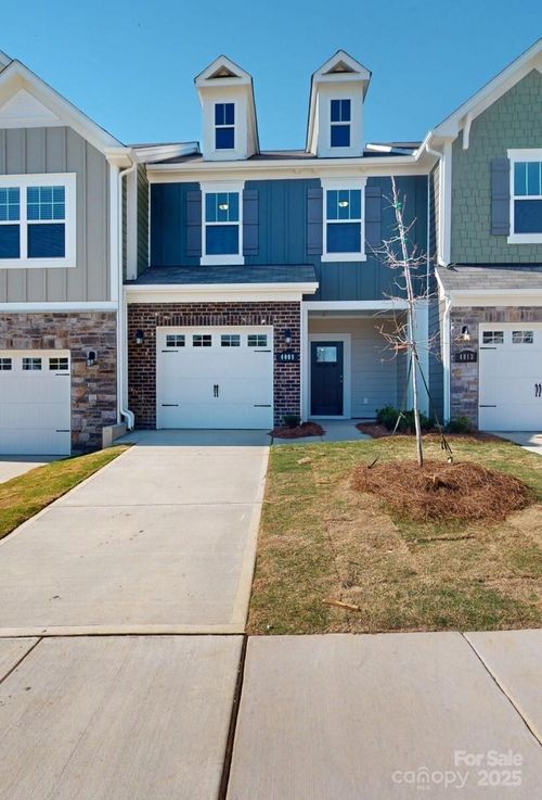 4009 Lawnview Dr, Charlotte, NC, 28269-0650 | Card Image