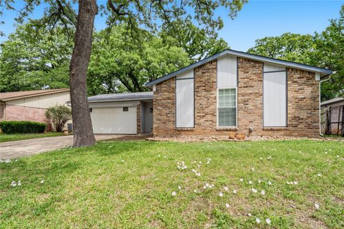 4723 Crest Drive, Arlington, TX, 76017 | Card Image