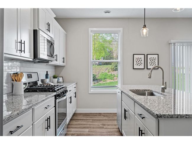 10027 Newport Path, House other with 5 bedrooms, 4 bathrooms and null parking in Woodbury MN | Image 9