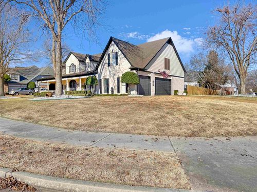 524 Tribal Woods Cv, Collierville, TN, 38017 | Card Image