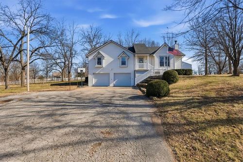 23617 S Chadwick Dr, Peculiar, MO, 64078-8462 | Card Image