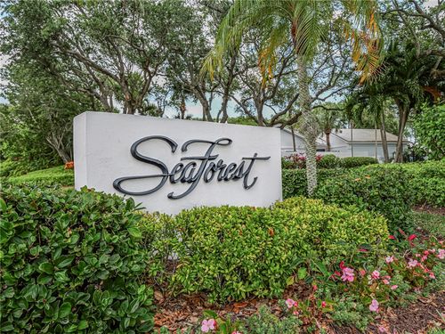 80 S Catalina Ct, Vero Beach, FL, 32963-1067 | Card Image