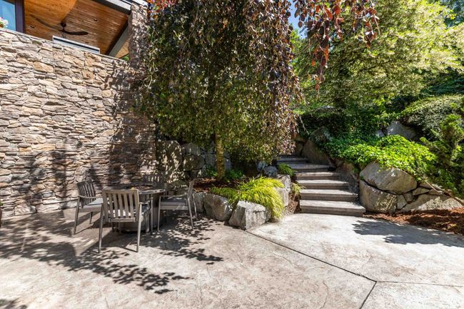 11386 241a St, House other with 4 bedrooms, 5 bathrooms and 6 parking in Maple Ridge BC | Image 32