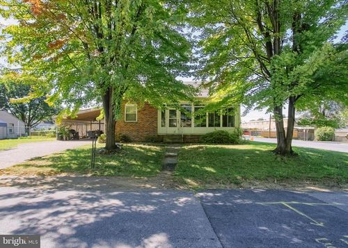 271 S 33rd St, HARRISBURG, PA, 17111-1320 | Card Image