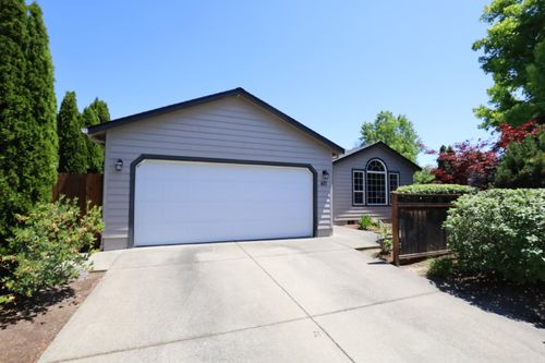 617 Sw Balsam Road, Grants Pass, OR, 97526 | Card Image