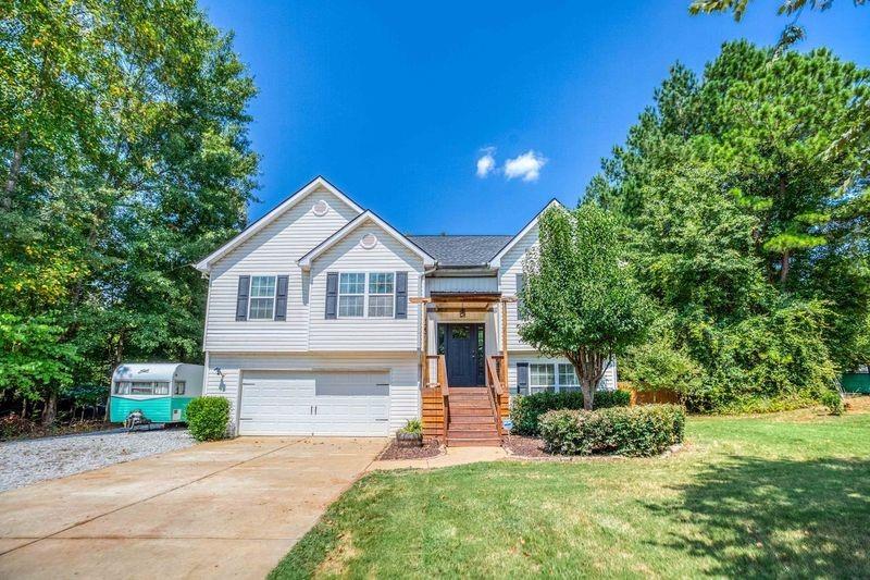 Falcon Way, Milledgeville, GA 31061