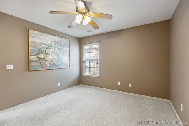Bedroom | Image 17