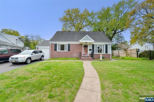 10 Williamson Pl, Fair Lawn, NJ, 07410-5545 | Card Image