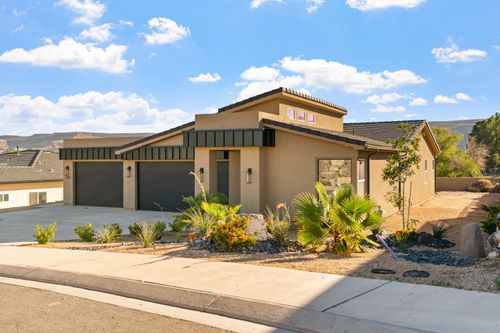 723 S 1220 W, Hurricane, UT, 84737-2808 | Card Image