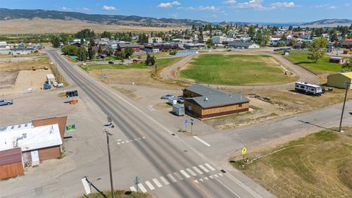 308 3rd Ave Sw, White Sulphur Springs, MT, 59645-9122 | Card Image