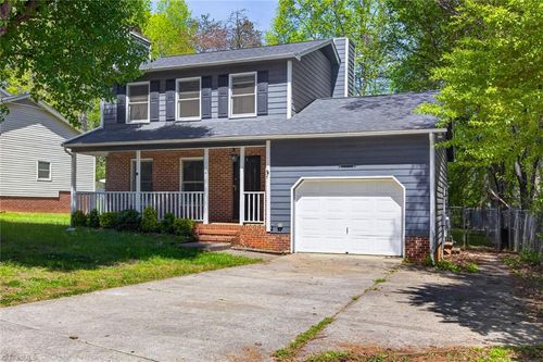 2 Lord Foxley Ct, Greensboro, NC, 27405-5485 | Card Image
