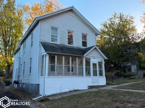 513 Elm St, Burlington, IA, 52601-5624 | Card Image