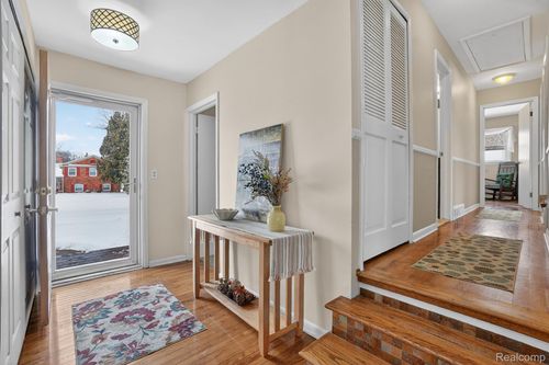 11303 Old Bridge Rd, Grand Blanc, MI, 48439-1059 | Card Image