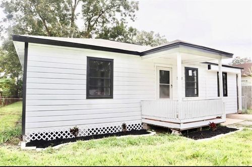 5122 Higgins St, Houston, TX, 77033-3231 | Card Image
