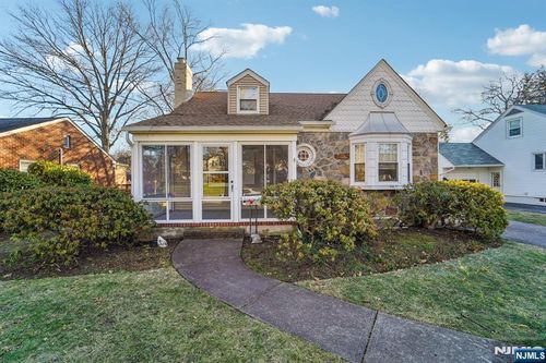 55 Victor Pl, Hawthorne, NJ, 07506-1145 | Card Image